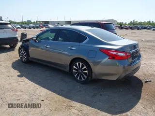 2016 Nissan Altima SR z VIN 1N4AL3AP5GC121498, wystawiony jako IAAI lot #41965883 z przebiegiem 128 381 mil mil oraz . Historia ofert i sprzedaży dostępna na DreamBid. Obrazek 3.