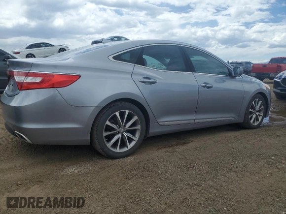 2015 Hyundai Azera z VIN KMHFG4JG7FA439963, wystawiony jako Copart lot #57679575 z przebiegiem 200 379 mil mil oraz Czysty tytuł • Clean title. Historia ofert i sprzedaży dostępna na DreamBid. Obrazek 3.