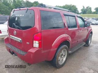 2006 Nissan Pathfinder SE z VIN 5N1AR18U46C625611, wystawiony jako IAAI lot #42317418 z przebiegiem 246 810 mil mil oraz . Historia ofert i sprzedaży dostępna na DreamBid. Obrazek 4.