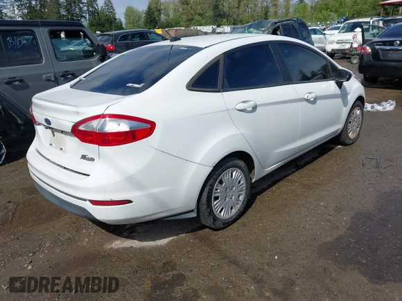 2014 Ford Fiesta S с VIN 3FADP4AJ1EM235870, выставлен на аукционе IAAI как лот 42304334 с пробегом 212 493 миль миль и . История ставок и продаж доступна на DreamBid. Изображение 4.