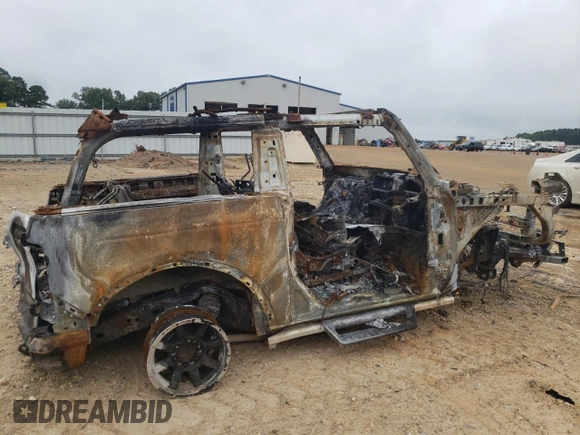 2023 Ford Bronco with VIN 1FMDE5AH1PLB27655, listed as a Copart auction lot 71652224 with Not provided miles and Non repairable. Bid and sale history available at DreamBid. Image 3.