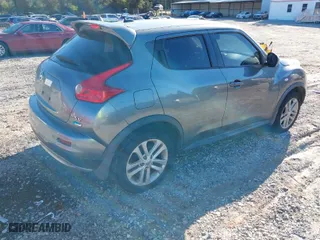 2013 Nissan Juke S with VIN JN8AF5MR6DT203041, listed as a IAAI auction lot 40847523 with 175,704 mi miles. Bid and sale history available at carsss.com. Image 4.