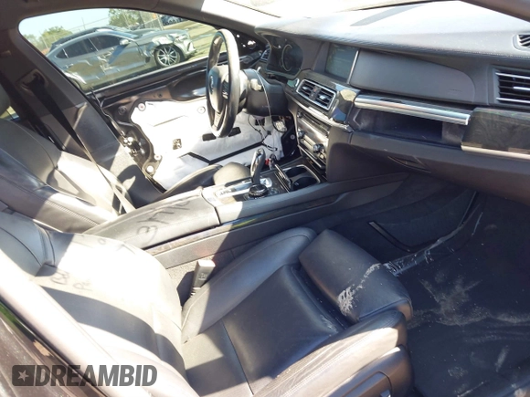 2014 BMW 7 Series ALPINA B7 with VIN WBAYE8C54ED135280, listed as a IAAI auction lot 41808186 with 76,786 mi miles. Bid and sale history available at carsss.com. Image 5.