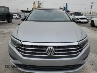 2020 Volkswagen Jetta SEL with VIN 3VWEB7BU5LM051890, listed as a Copart auction lot 60309235 with 49,846 mi miles and Salvage title. Bid and sale history available at DreamBid. Image 5.
