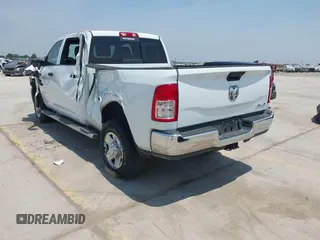 2022 Ram 2500 Tradesman with VIN 3C6UR5CJ2NG372068, listed as a IAAI auction lot 42255819 with 19,803 mi miles and . Bid and sale history available at DreamBid. Image 3.