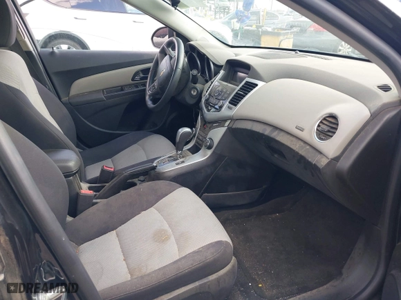2015 Chevrolet Cruze LS with VIN 1G1PA5SG2F7164605, listed as a IAAI auction lot 41906950 with 119,161 mi miles. Bid and sale history available at carsss.com. Image 5.