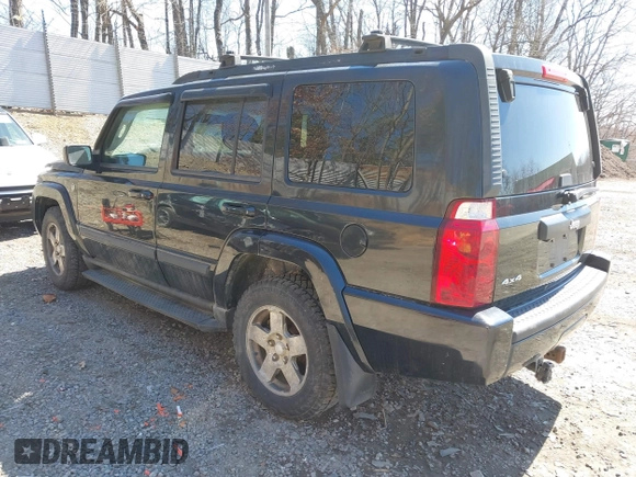 2009 Jeep Commander Sport with VIN 1J8HG48P79C541817, listed as a IAAI auction lot 41906053 with 189,436 mi miles. Bid and sale history available at carsss.com. Image 3.