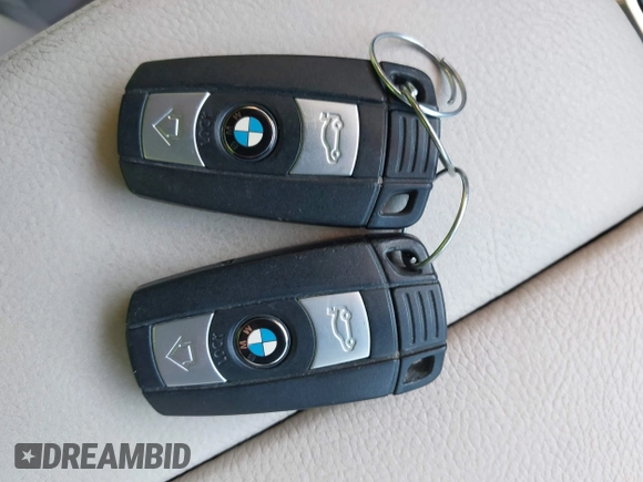 2013 BMW X5 xDrive50i with VIN 5UXZV8C53D0C17368, listed as a IAAI auction lot 42505100 with 86,497 mi miles and . Bid and sale history available at DreamBid. Image 11.
