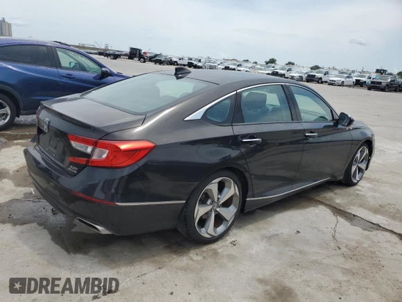 2019 Honda Accord Touring with VIN 1HGCV2F91KA003438, listed as a Copart auction lot 62588035 with 60,316 mi miles and Salvage title. Bid and sale history available at DreamBid. Image 3.
