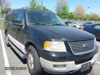 2003 Ford Expedition Special Service z VIN 1FMFU16L13LC24253, wystawiony jako IAAI lot #42148996 z przebiegiem 164 856 mil mil oraz . Historia ofert i sprzedaży dostępna na DreamBid. Obrazek 1.