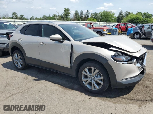 2023 Mazda CX-30 S Premium z VIN 3MVDMBDM2PM518678, wystawiony jako Copart lot #61439255 z przebiegiem 27 938 mil mil oraz Szkoda całkowita • Salvage title. Historia ofert i sprzedaży dostępna na DreamBid. Obrazek 4.