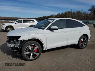 2024 Audi Q5 Sportback S line Premium Plus z VIN WA15AAFY9R2109722, wystawiony jako Copart lot #45367515 z przebiegiem 6 947 mil mil oraz Szkoda całkowita • Salvage title. Historia ofert i sprzedaży dostępna na DreamBid. Obrazek 1.