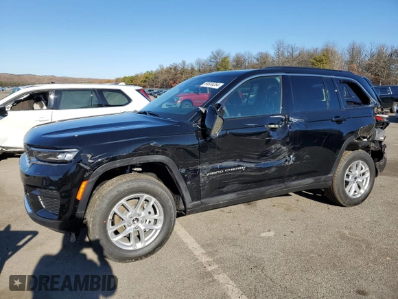 2025 Jeep Grand Cherokee Laredo with VIN 1C4RJHAG3SC274177, listed as a Copart auction lot 84838284 with 36 mi miles and Salvage Title. Bid and sale history available at DreamBid. Image 1.