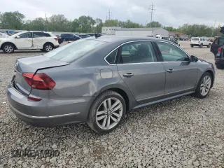 2017 Volkswagen Passat SE z VIN 1VWGT7A3XHC053786, wystawiony jako Copart lot #55421435 z przebiegiem 90 878 mil mil oraz Szkoda całkowita • Salvage title. Historia ofert i sprzedaży dostępna na DreamBid. Obrazek 3.