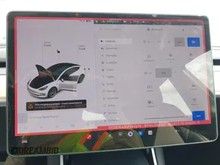 2020 Tesla Model 3 Standard Range Plus z VIN 5YJ3E1EA3LF794276, wystawiony jako IAAI lot #42390409 z przebiegiem 51 924 mil mil oraz . Historia ofert i sprzedaży dostępna na DreamBid. Obrazek 7.