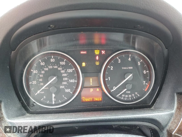 2011 BMW 3 Series 328i xDrive with VIN WBAPK5C51BA995671, listed as a Copart auction lot 59481105 with 173,977 mi miles and Clean title. Bid and sale history available at DreamBid. Image 9.