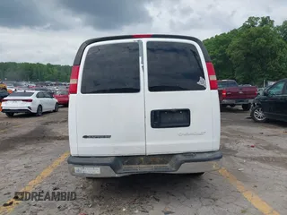2006 Chevrolet Express Passenger with VIN 1GAHG39U661109144, listed as a IAAI auction lot 42439731 with 163,372 mi miles and . Bid and sale history available at DreamBid. Image 16.