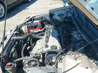 2000 Honda Accord LX z VIN 1HGCG5646YA103978, wystawiony jako IAAI lot #43222720 z przebiegiem 167 270 mil mil oraz . Historia ofert i sprzedaży dostępna na DreamBid. Obrazek 19.