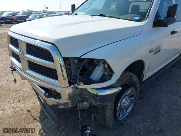2018 Ram 2500 Tradesman with VIN 3C6UR5HJ1JG358889, listed as a IAAI auction lot 41510313 with 91,019 mi miles. Bid and sale history available at carsss.com. Image 6.