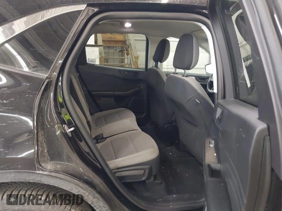 2022 Ford Escape SE Hybrid with VIN 1FMCU9BZ2NUA37919, listed as a IAAI auction lot 41685434 with 51,292 mi miles and . Bid and sale history available at carsss.com. Image 8.