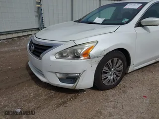 2013 Nissan Altima 2.5 SL with VIN 1N4AL3AP8DN544561, listed as a IAAI auction lot 41554647 with 159,176 mi miles. Bid and sale history available at carsss.com. Image 6.