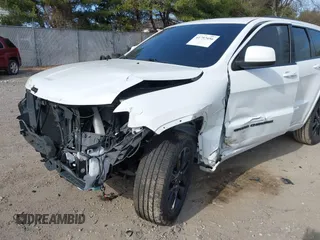 2018 Jeep Grand Cherokee Laredo E с VIN 1C4RJFAG8JC500877, выставлен на аукционе IAAI как лот 41797456 с пробегом 95 067 миль миль и . История ставок и продаж доступна на DreamBid. Изображение 6.