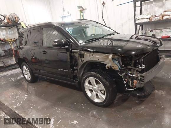 2013 Jeep Compass High Altitude with VIN 1C4NJCEA0DD124354, listed as a IAAI auction lot 41958799 with 19,999 mi miles. Bid and sale history available at carsss.com. Image 1.