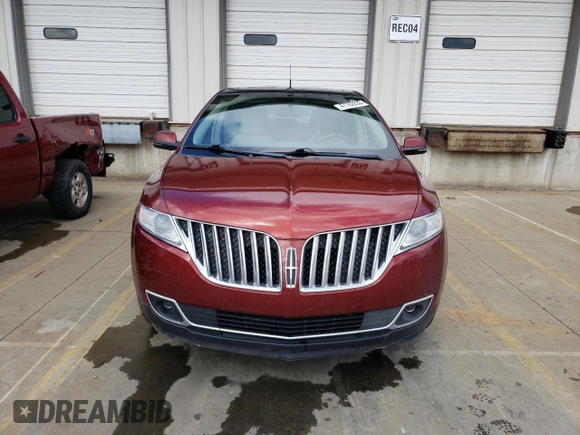 2014 Lincoln MKX with VIN 2LMDJ8JK0EBL07672, listed as a Copart auction lot 47762235 with 121,178 mi miles and Salvage Title. Bid and sale history available at DreamBid. Image 5.