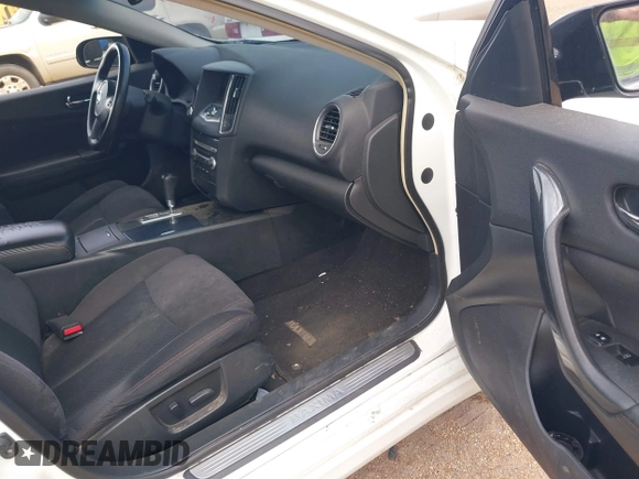 2014 Nissan Maxima S with VIN 1N4AA5AP8EC440389, listed as a IAAI auction lot 41918551 with 216,891 mi miles and . Bid and sale history available at DreamBid. Image 5.