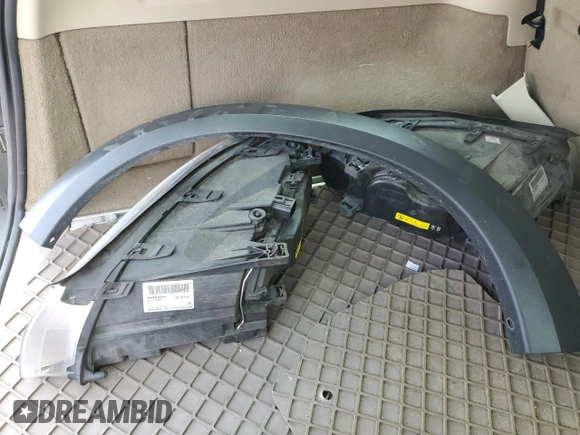 2013 Volvo XC70 3.2L with VIN YV4952BZ4D1160718, listed as a Copart auction lot 52812724 with 131,803 mi miles and Salvage Title. Bid and sale history available at DreamBid. Image 13.