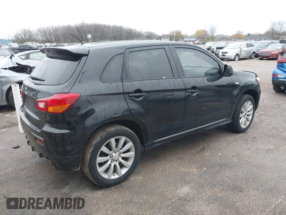 2011 Mitsubishi Outlander Sport SE with VIN JA4AP4AU6BZ012199, listed as a IAAI auction lot 40861700 with 125,016 mi miles. Bid and sale history available at carsss.com. Image 4.