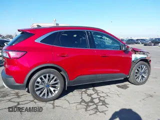 2020 Ford Escape Titanium Hybrid с VIN 1FMCU0DZ0LUC76763, выставлен на аукционе IAAI как лот 40696114 с пробегом 61 234 миль миль и . История ставок и продаж доступна на DreamBid. Изображение 14.