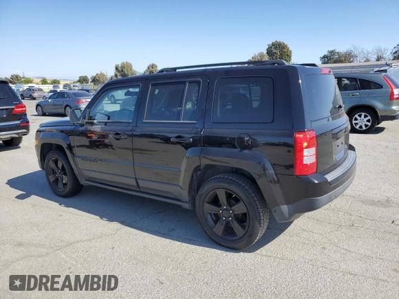 2014 Jeep Patriot Altitude with VIN 1C4NJPBA3ED758528, listed as a Copart auction lot 58076435 with 252,479 mi miles and Clean title. Bid and sale history available at DreamBid. Image 2.