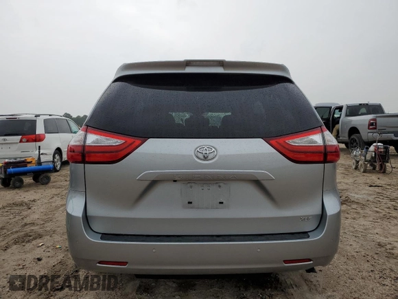 2019 Toyota Sienna XLE Auto Access Seat with VIN 5TDYZ3DCXKS967942, listed as a Copart auction lot 54076775 with 37,245 mi miles and Salvage Title. Bid and sale history available at carsss.com. Image 6.