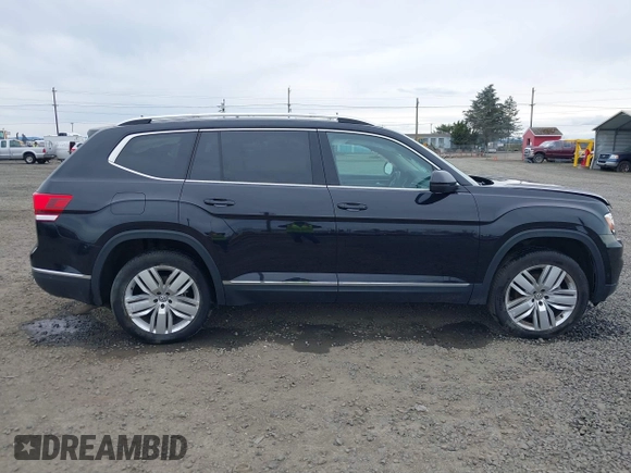 2018 Volkswagen Atlas SEL Premium z VIN 1V2NR2CAXJC554740, wystawiony jako IAAI lot #41773681 z przebiegiem 83 296 mil mil oraz . Historia ofert i sprzedaży dostępna na DreamBid. Obrazek 13.
