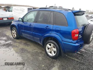2005 Toyota RAV4 with VIN JTEHD20V656038833, listed as a IAAI auction lot 41861809 with 291,247 mi miles. Bid and sale history available at carsss.com. Image 3.