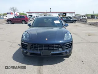 2018 Porsche Macan S with VIN WP1AB2A56JLB40010, listed as a IAAI auction lot 42126731 with 30,016 mi miles and . Bid and sale history available at DreamBid. Image 12.