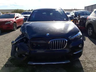 2018 BMW X1 xDrive28i with VIN WBXHT3C34J5K28026, listed as a Copart auction lot 73421382 with 54,327 mi miles. Bid and sale history available at carsss.com. Image 5.