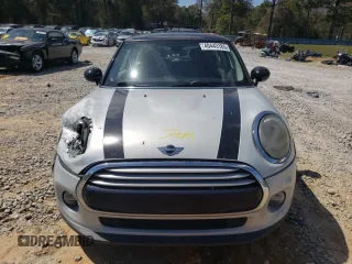 2014 MINI Hardtop with VIN WMWXM5C58ET933123, listed as a Copart auction lot 49443185 with 152,771 mi miles and Salvage Title. Bid and sale history available at DreamBid. Image 5.