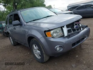 2008 Ford Escape XLT с VIN 1FMCU03118KE12459, выставлен на аукционе IAAI как лот 42358151 с пробегом 187 212 миль миль и . История ставок и продаж доступна на DreamBid. Изображение 1.
