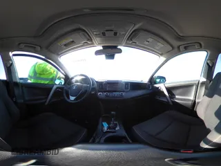 2018 Toyota RAV4 XLE with VIN 2T3RFREV1JW808773, listed as a IAAI auction lot 41595377 with 109,309 mi miles. Bid and sale history available at carsss.com. Image 19.