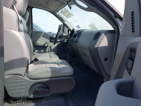 2007 Ford F-150 XL with VIN 1FTRF12297KC71518, listed as a IAAI auction lot 41566981 with 1 mi miles. Bid and sale history available at carsss.com. Image 5.