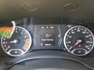 2020 Jeep Renegade Sport z VIN ZACNJBAB8LPK99358, wystawiony jako Copart lot #53517005 z przebiegiem 63 647 mil mil oraz Czysty tytuł • Clean title. Historia ofert i sprzedaży dostępna na DreamBid. Obrazek 9.