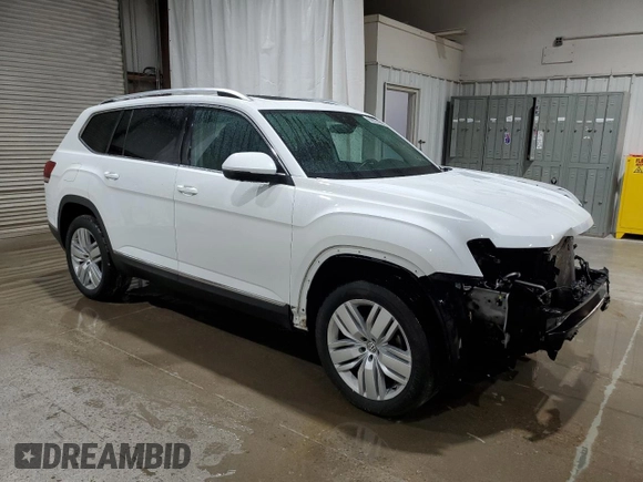 2018 Volkswagen Atlas SEL Premium z VIN 1V2NR2CA6JC577450, wystawiony jako Copart lot #64202745 z przebiegiem 50 195 mil mil oraz Szkoda całkowita • Salvage title. Historia ofert i sprzedaży dostępna na DreamBid. Obrazek 4.