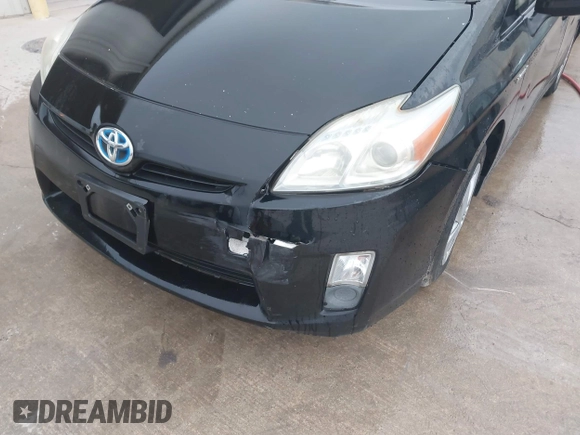 2010 Toyota Prius II with VIN JTDKN3DU1A0152394, listed as a IAAI auction lot 42038271 with 183,982 mi miles. Bid and sale history available at carsss.com. Image 6.