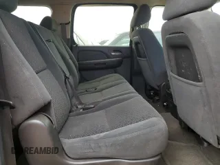 2008 Chevrolet Suburban LTZ with VIN 1GNFC16J28R174433, listed as a Copart auction lot 56663015 with 313,335 mi miles and Clean title. Bid and sale history available at DreamBid. Image 11.