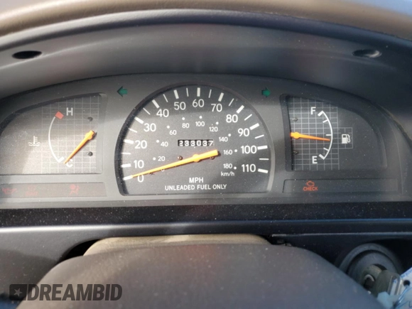 1999 Toyota Tacoma PreRunner with VIN 4TASM92N5XZ559667, listed as a Copart auction lot 89322855 with 233,037 mi miles and Salvage title. Bid and sale history available at DreamBid. Image 9.