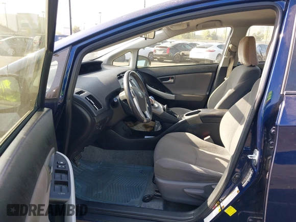 2014 Toyota Prius Four with VIN JTDKN3DU5E1749371, listed as a IAAI auction lot 42018410 with 115,395 mi miles. Bid and sale history available at carsss.com. Image 5.
