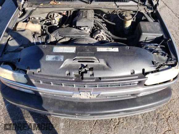 2000 Chevrolet Silverado 1500 LS with VIN 2GCEC19V3Y1143350, listed as a Copart auction lot 85902734 with 513,157 mi miles and Salvage Title. Bid and sale history available at carsss.com. Image 11.