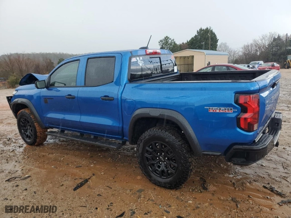 2024 Chevrolet Colorado 4WD Trail Boss with VIN 1GCPTEEK9R1242936, listed as a Copart auction lot 47738705 with 5,940 mi miles and Salvage Title. Bid and sale history available at carsss.com. Image 2.